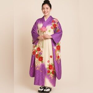 Vintage Japanese Furisode Kimono – Purple & Cream with Embroidered Floral Detail